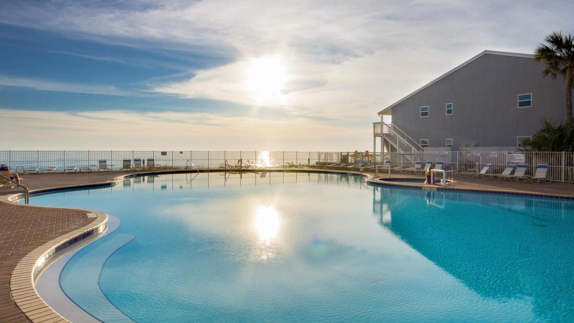 Tidewater Escape: 1Br/2Ba Beachfront Condo, Sleeps 6, Gulf Views & Comfort! Panama City Beach Ngoại thất bức ảnh