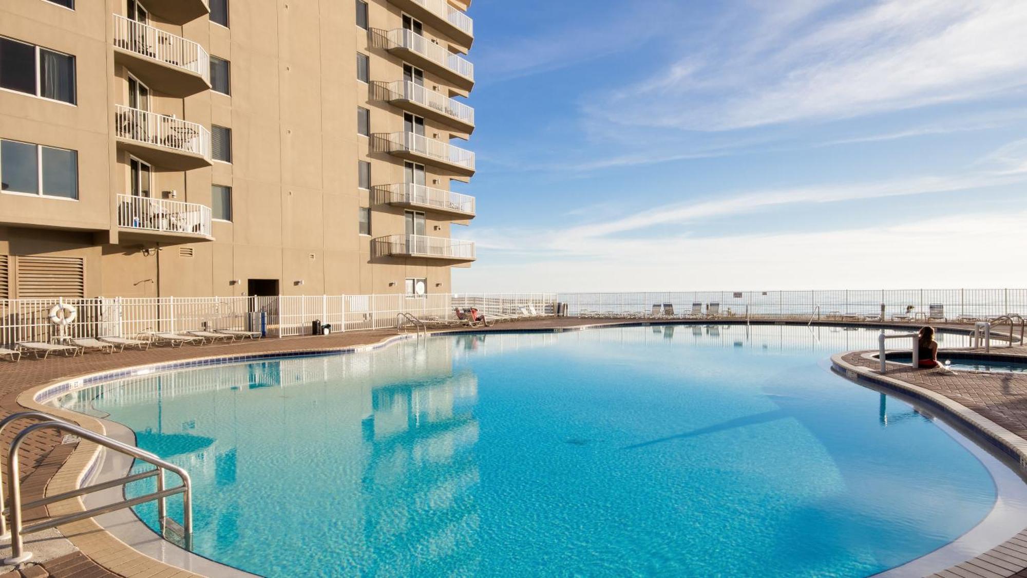 Tidewater Escape: 1Br/2Ba Beachfront Condo, Sleeps 6, Gulf Views & Comfort! Panama City Beach Ngoại thất bức ảnh