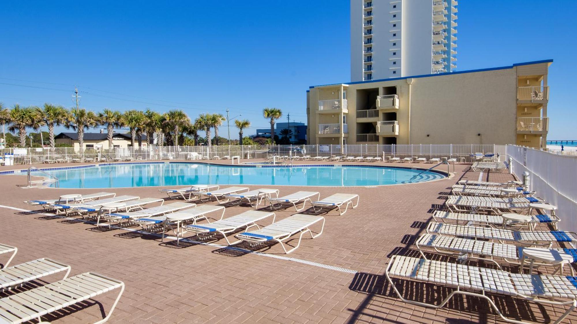 Tidewater Escape: 1Br/2Ba Beachfront Condo, Sleeps 6, Gulf Views & Comfort! Panama City Beach Ngoại thất bức ảnh